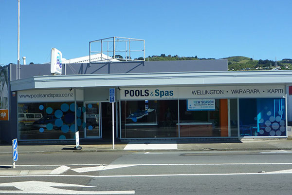 Wright Pools & Spas store front